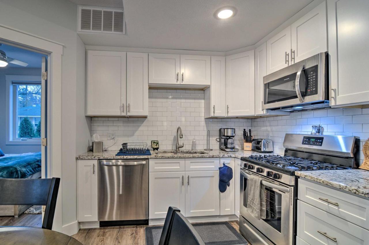 Modern Traverse City Condo About 1 Mi To Bay! المظهر الخارجي الصورة